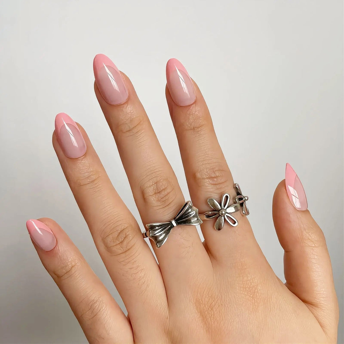 Where to Buy Press-On Nails in Dubai (Complete Guide)